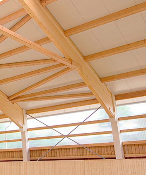 Sandwichpaneele fürs Dach (gedämmt) – Detailansicht